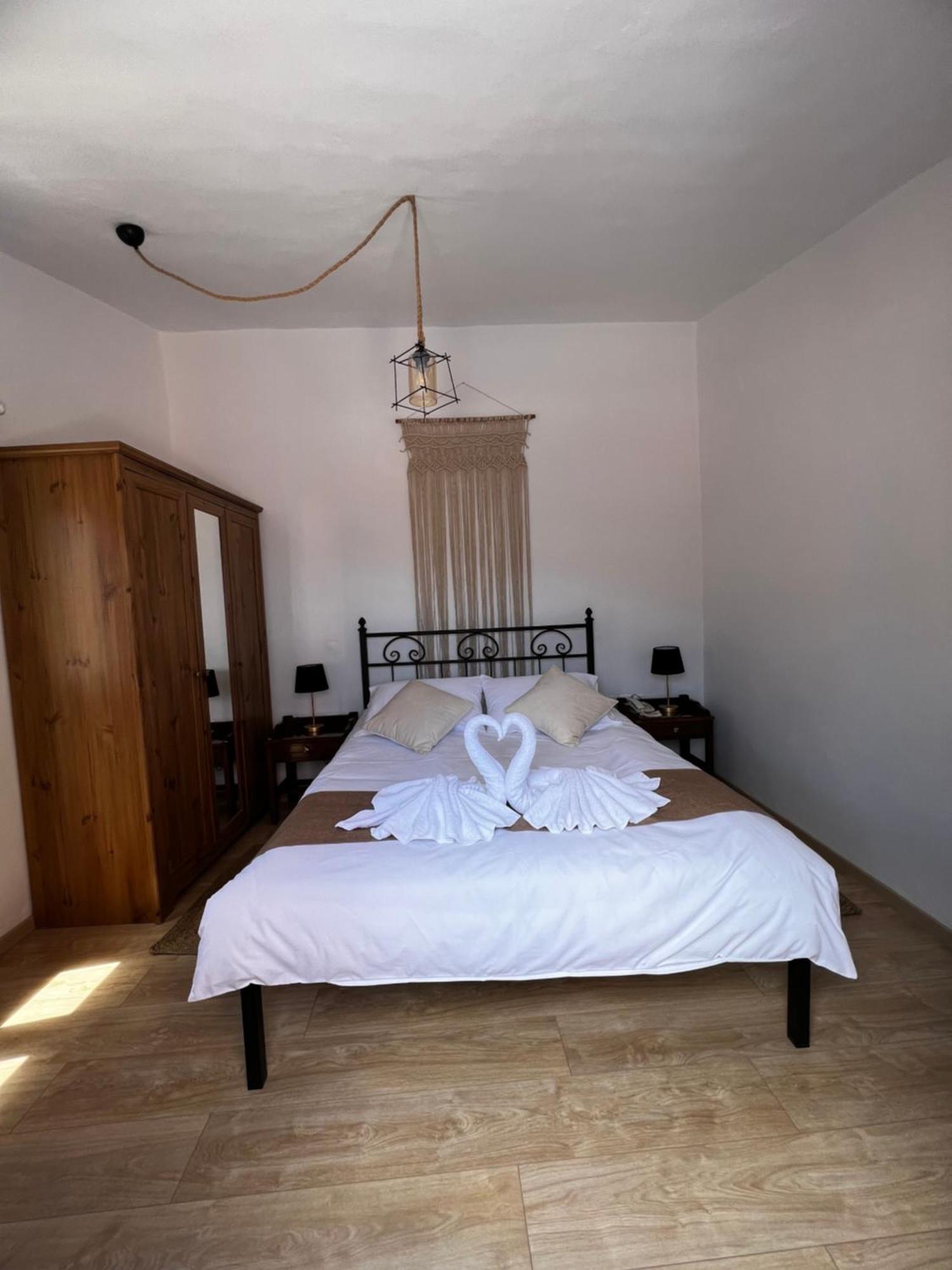 Taxiarchis Aparthotel Sými Luaran gambar